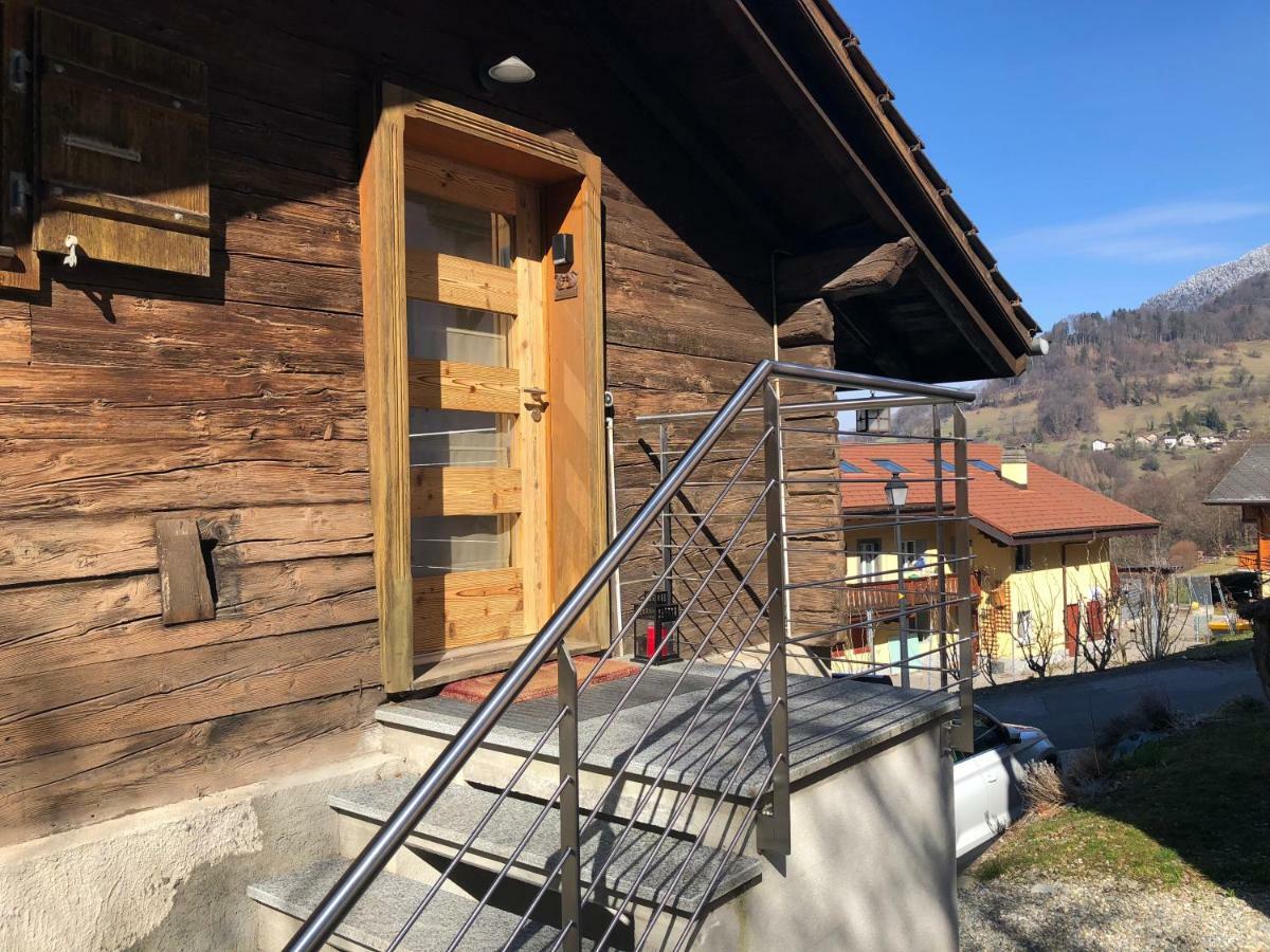 Chalet Rouge Coeur Bex Exterior photo